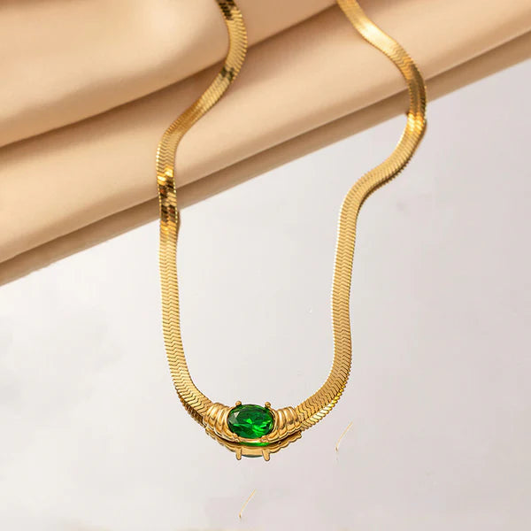 GOLD PLATED SINGLE EMERALD GREEN NECKLACE