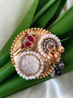 TRADITIONAL RING WHITE