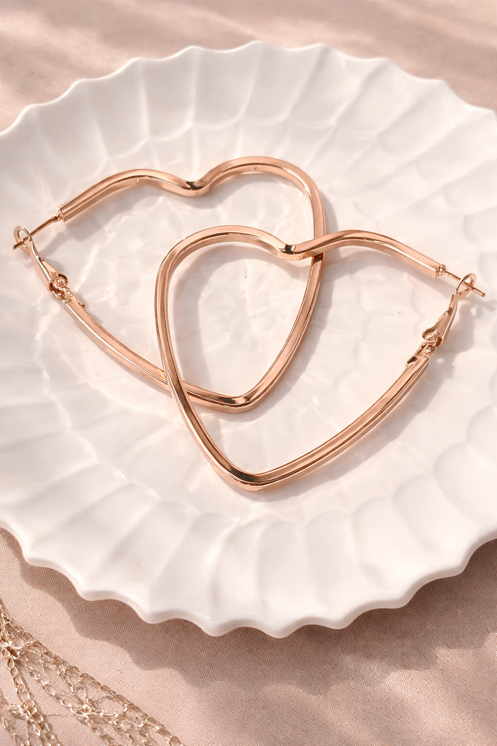 HEART SHAPE HOOP ROSE GOLD