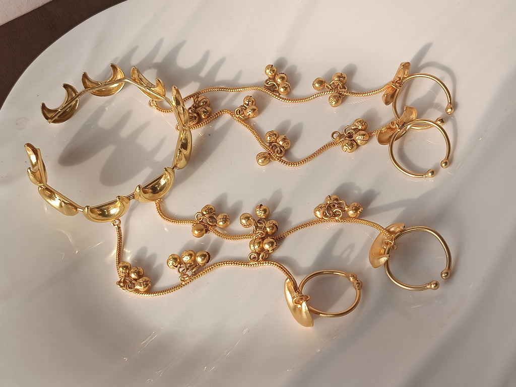 Chand Hathphool Pair