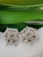 TRADITIONAL WHITE EAR STUD