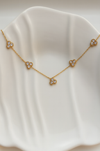 ANTI TARNISH CLOVER NECKLACE STUDED