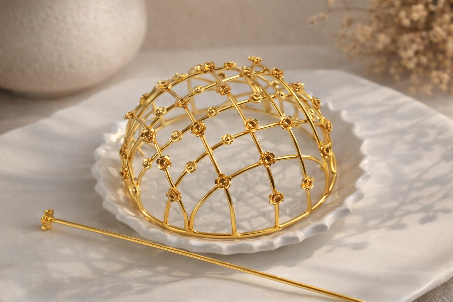 Traditional hair cage bun