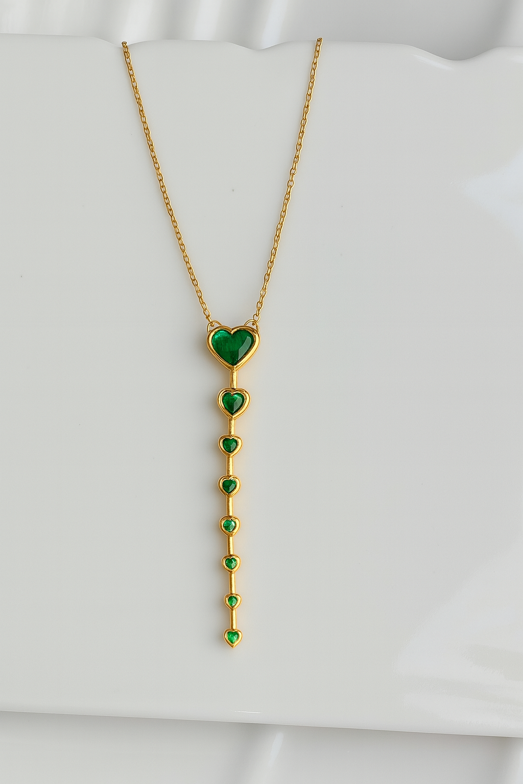 LONG HEART PENDANT NECKLACE